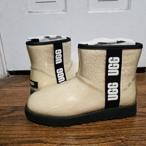 UGG Classic Clear Mini Boots US 8